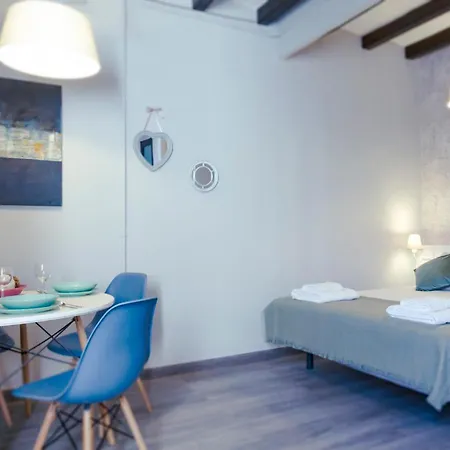 Place Diputacio Apartment *