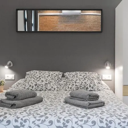 Place Diputacio Apartment *