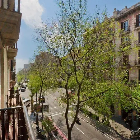 Place Diputacio Apartment *